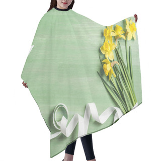 Personality  View From Above Of Bouquet Of Daffodils Wrapped By White Ribbon On Green Background Hair Cutting Cape