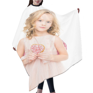 Personality  Girl Holding Heart Shaped Cookie    Hair Cutting Cape
