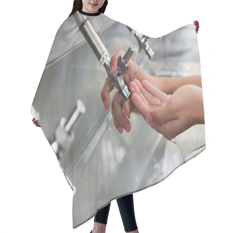 Personality  Water Cooler For Drink Use In School. Water Taps Of Drinking Water. Hair Cutting Cape
