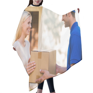Personality  Delivery Man Giving A Cardboard Box To Woman Hair Cutting Cape