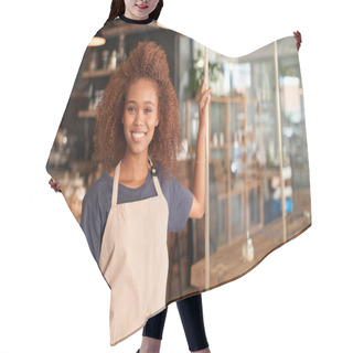 Personality  Woman Standing In Front Of Cafe Hair Cutting Cape