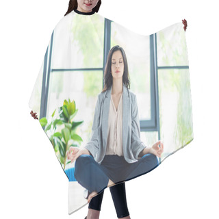 Personality  Businesswoman Meditating At Workplace Hair Cutting Cape
