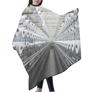 Personality  Factory On Manufacture Of Threads Hair Cutting Cape
