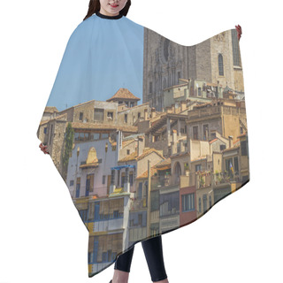 Personality  The Window  In Girona Hair Cutting Cape