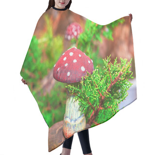 Personality   Red Artificial Mushroom Near The Christmas Tree Like In Fairy Tale Hair Cutting Cape