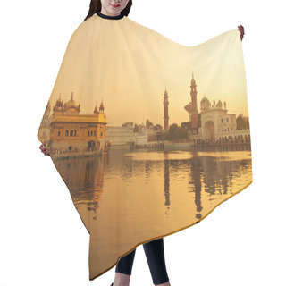 Personality  Golden Temple Hair Cutting Cape