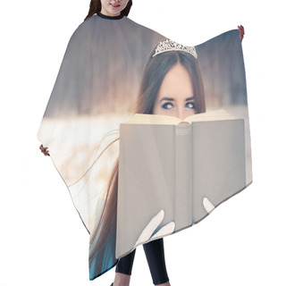 Personality  Snow Queen Reading A Book Hair Cutting Cape