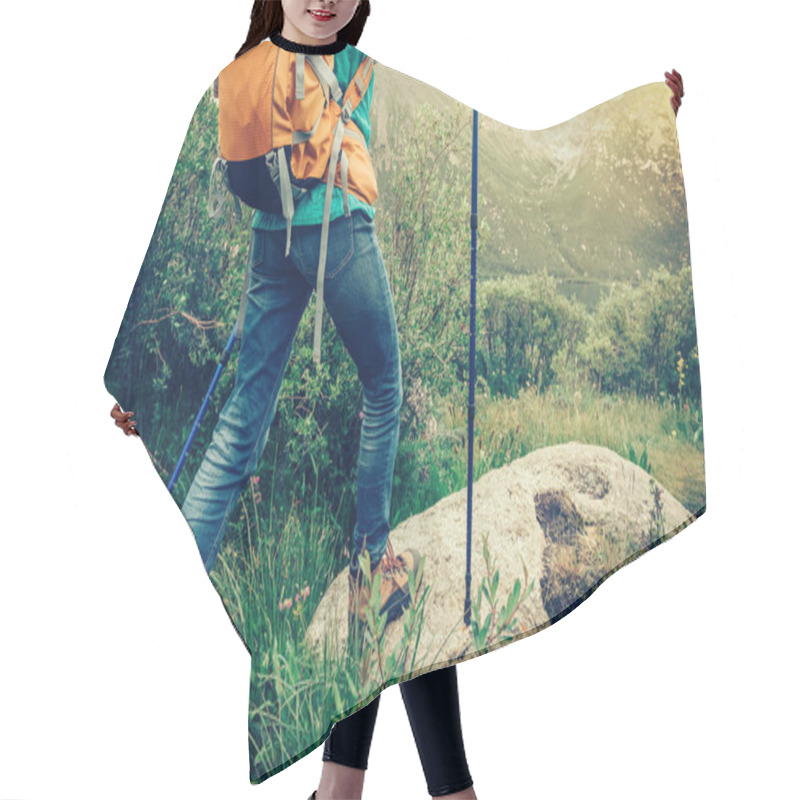 Personality  Backpacking Woman Hiker Hiking In The Nature Hair Cutting Cape