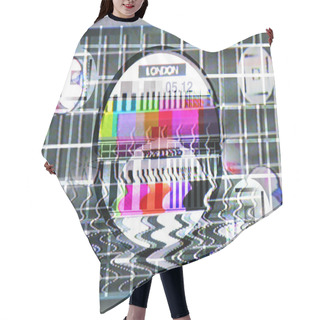 Personality  Fuzzy Tv Test Card Hair Cutting Cape