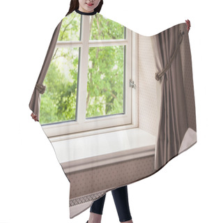 Personality  Window With Curtains Hair Cutting Cape