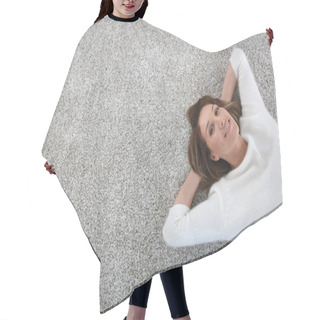 Personality  Woman Relaxing On Carpet Hair Cutting Cape