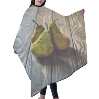 Personality  Close-up Shot Of Bunch Of Fresh Pears On Rustic Wooden Table Hair Cutting Cape