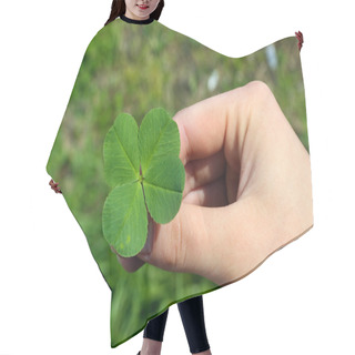 Personality  Female Hand With Four Leaves Clover, Closeup Hair Cutting Cape