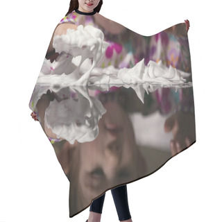 Personality  Creative Toddler Playing With White Foam Hair Cutting Cape