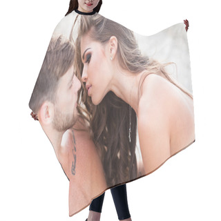Personality  Happy Youn Couple Hair Cutting Cape