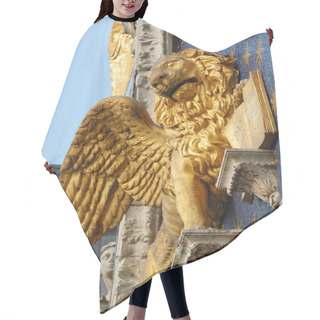 Personality  Statue Of Golden San Marco Lion - Symbol Of Venice,Italy Hair Cutting Cape