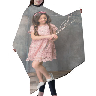 Personality  Little Girl Holding Catkins  Hair Cutting Cape