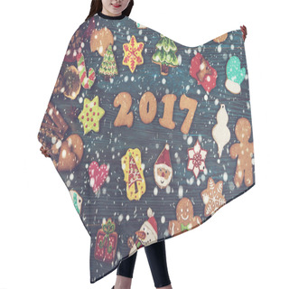 Personality  Gingerbreads For New 2017 Years Hair Cutting Cape
