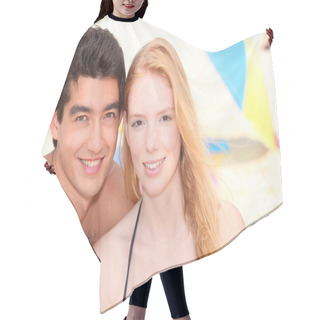Personality  Young Couple On The Beach Hair Cutting Cape