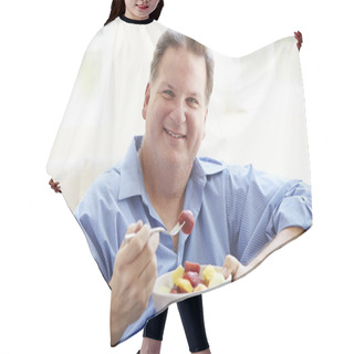Personality  Overweight Man  Eating  Fruits Hair Cutting Cape