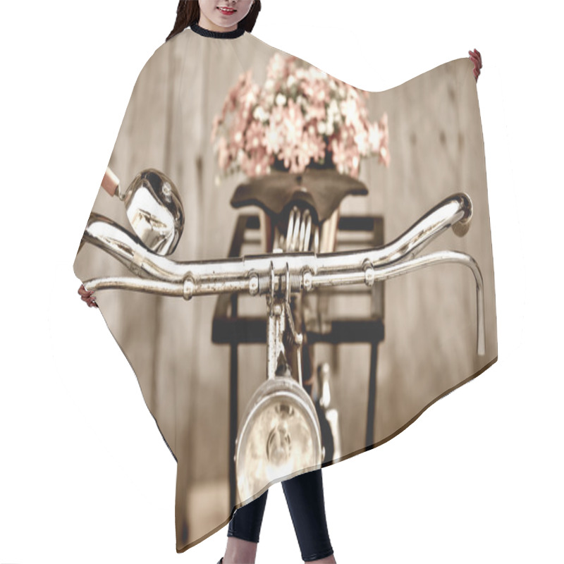 Personality  Old Bicycle And Flower Vase Hair Cutting Cape