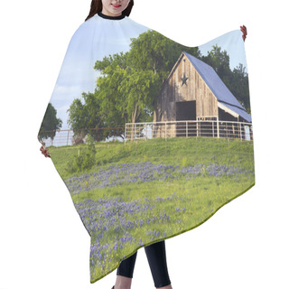 Personality  Barn And Bluebonnets Hair Cutting Cape