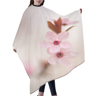 Personality  Plum Flower Hair Cutting Cape