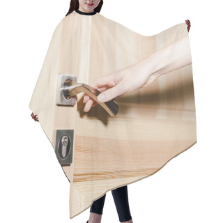 Personality  Hand Opening The Door Hair Cutting Cape