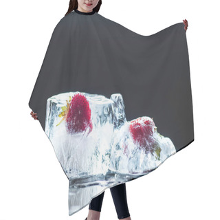Personality  Strawberries Frozen In Ice Cubes Hair Cutting Cape