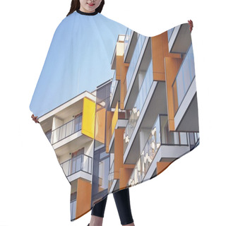 Personality   Modern Apartment Building Exterior Hair Cutting Cape