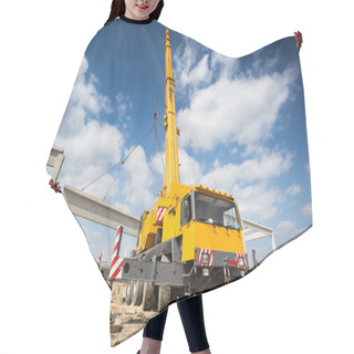 Personality  Mobile Crane Hair Cutting Cape