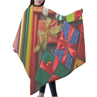 Personality  Top View Of Arrangement Of Various Wrapping Papers And New Year Presents With Ribbons On Wooden Tabletop Hair Cutting Cape