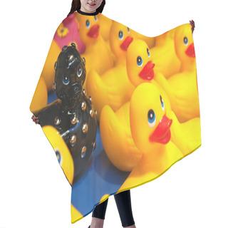 Personality  Different Black Rubber Duck Amongst Yellow Ducks Hair Cutting Cape