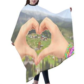 Personality  Hands In The Shape Of A Heart Hair Cutting Cape