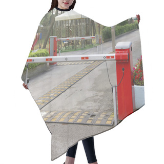 Personality  Camping Entrance Barrier Hair Cutting Cape