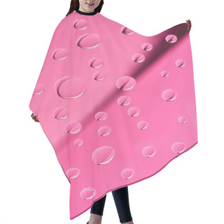 Personality  Close-up View Of Transparent Clean Dew Drops On Pink Background        Hair Cutting Cape