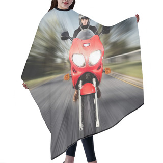 Personality  Speed Motorbike Rider With Motion Hair Cutting Cape