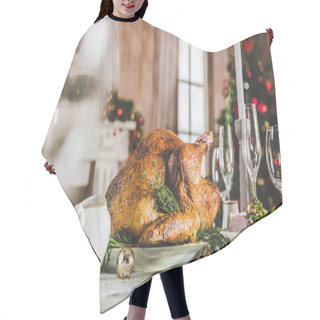 Personality  Roasted Turkey On Holiday Table Hair Cutting Cape