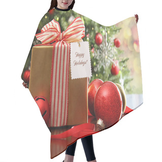Personality  Christmas Gift Sitting On A Table Hair Cutting Cape