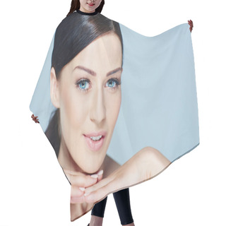 Personality  Beauty Model Girl Portrait Hair Cutting Cape