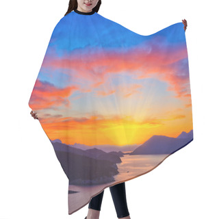 Personality  Greek Sunset Hair Cutting Cape