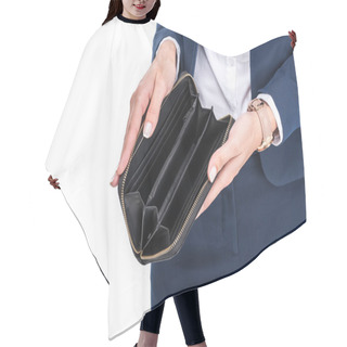 Personality  Businesswoman With Empty Wallet Hair Cutting Cape