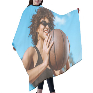 Personality  African-american Woman Throwing Basketball Hair Cutting Cape