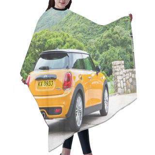 Personality  Mini Cooper Test Drive In Hong Kong Hair Cutting Cape