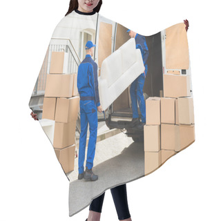 Personality  Movers Unloading Sofa From Truck Hair Cutting Cape