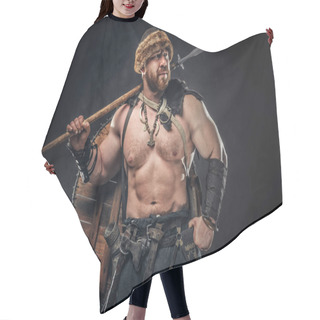 Personality  Severe Barbarian In Warrior Clothes Hair Cutting Cape