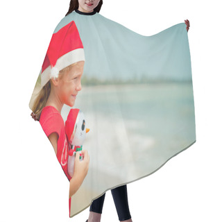 Personality  Adorable Happy Smiling Girl On Beach Vacation Hair Cutting Cape