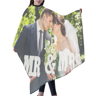 Personality  Wedding Couple With Signs MR And MRS Hair Cutting Cape