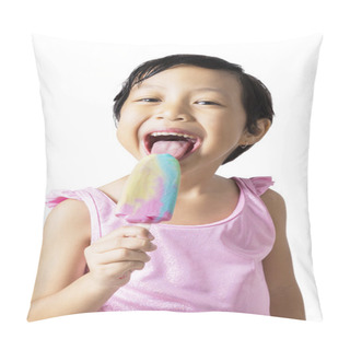 Personality  Asian Little Child Enjoy Ice Cream Pillow Covers