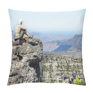 Personality  Table Mountain, 7 New World Wonders Inside Of Cape Town City Pillow Covers